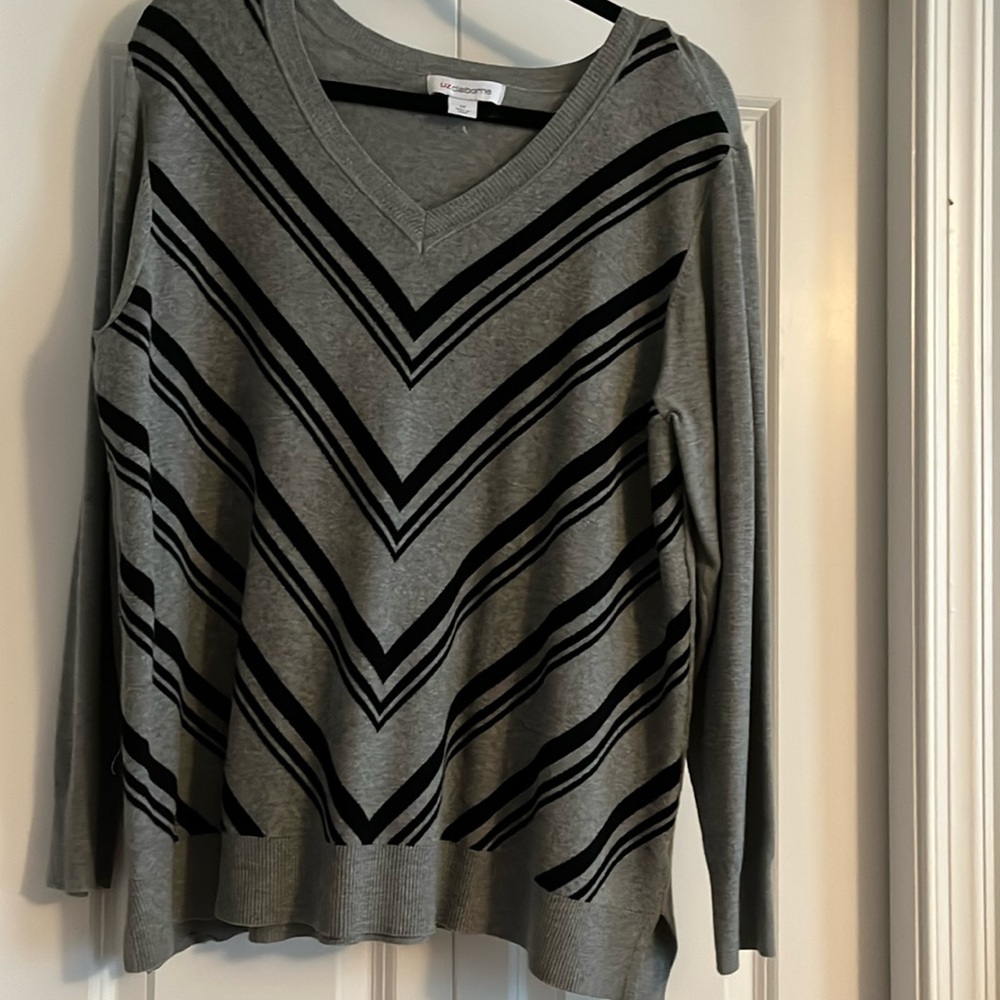 1x, never been worn, without tags